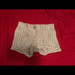 Stripped shorts